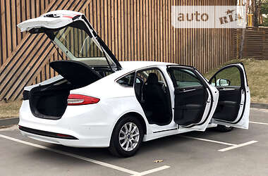 Лифтбек Ford Mondeo 2020 в 