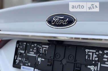 Лифтбек Ford Mondeo 2020 в 