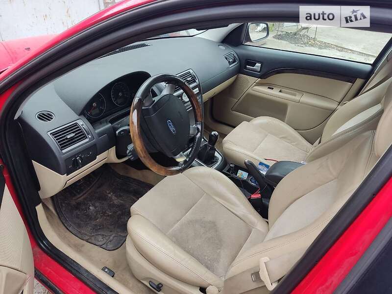 Універсал Ford Mondeo 2005 в Вишгороді