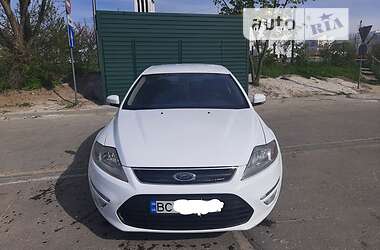 Седан Ford Mondeo 2012 в Львове