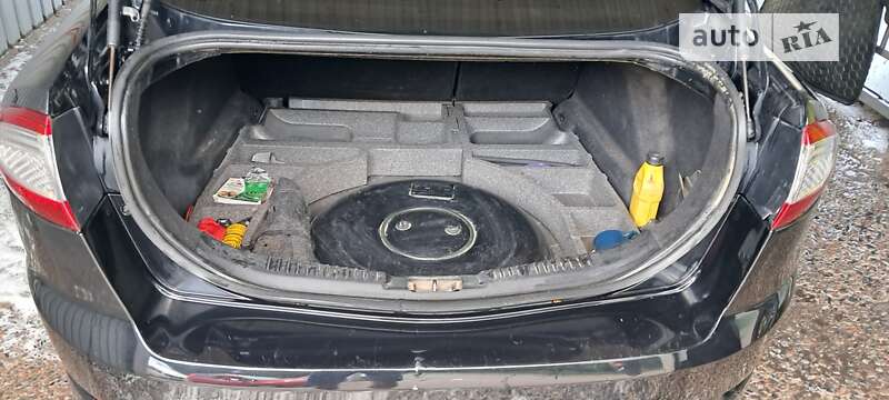 Седан Ford Mondeo 2011 в Херсоне