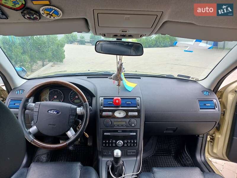Седан Ford Mondeo 2007 в Белозерке
