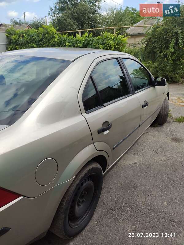 Седан Ford Mondeo 2005 в Виннице