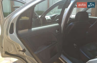 Седан Ford Mondeo 2001 в 