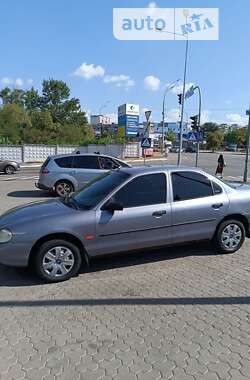 Седан Ford Mondeo 1998 в Киеве