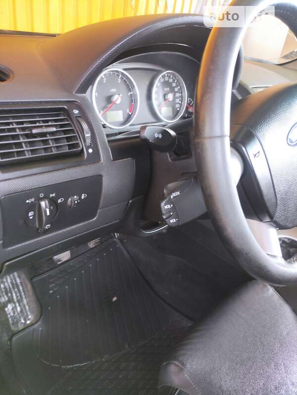 Универсал Ford Mondeo 2003 в Шепетовке
