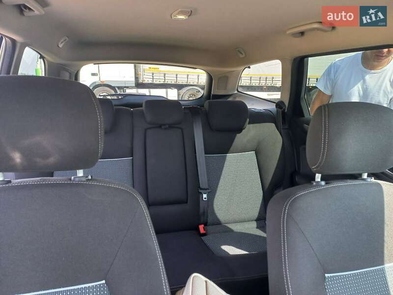 Универсал Ford Mondeo 2011 в Рава-Русской