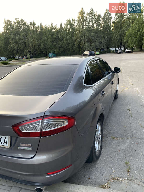 Седан Ford Mondeo 2011 в Запорожье