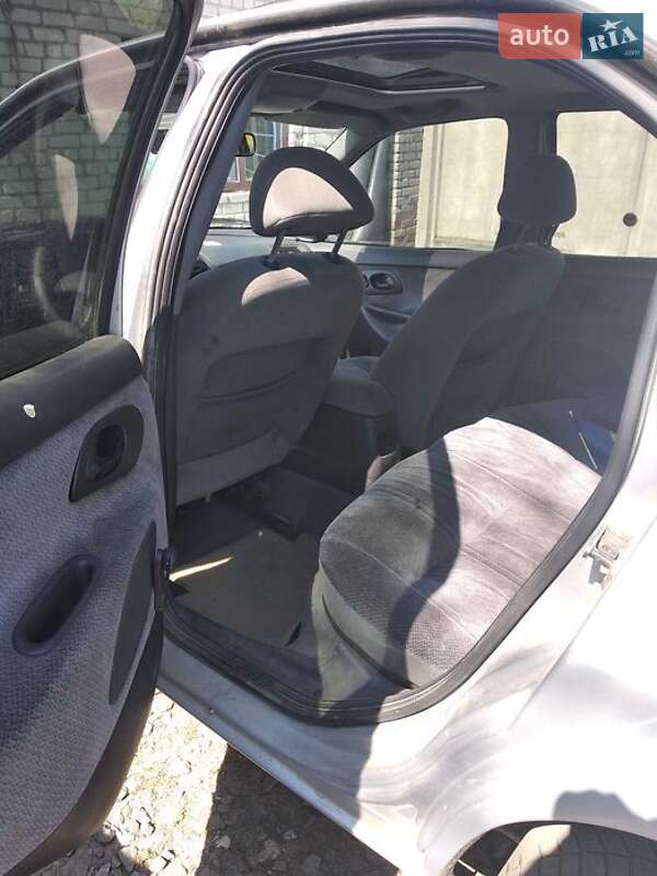 Ліфтбек Ford Mondeo 1997 в Житомирі фото 8 Ліфтбек Ford Mondeo 1997 в Житомирі