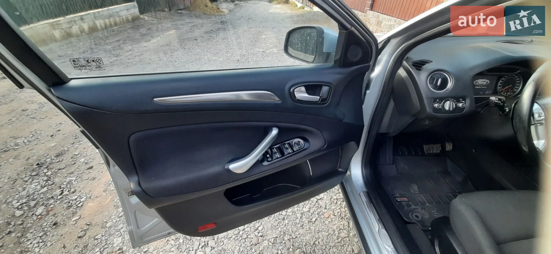 2010 Ford Mondeo - мініатюра 17