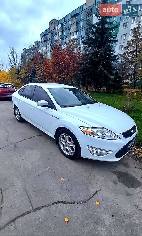 Ford Mondeo 2013