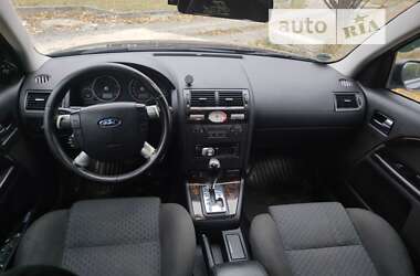 Универсал Ford Mondeo 2003 в Вараше