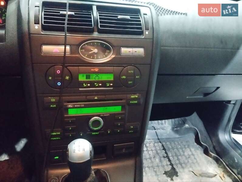 Універсал Ford Mondeo 2004 в Зборові