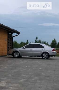 Универсал Ford Mondeo 2000 в Олевске