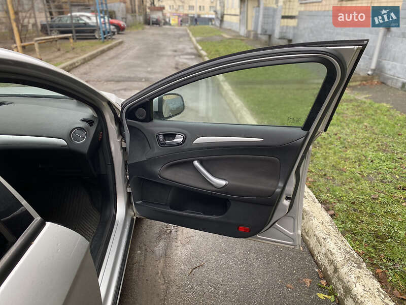 Седан Ford Mondeo 2008 в Києві