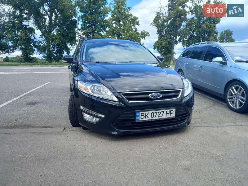 Універсал Ford Mondeo 2013 в 