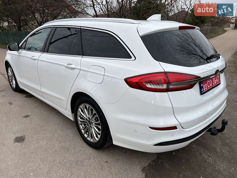 Ліфтбек Ford Mondeo 2020 в Житомирі