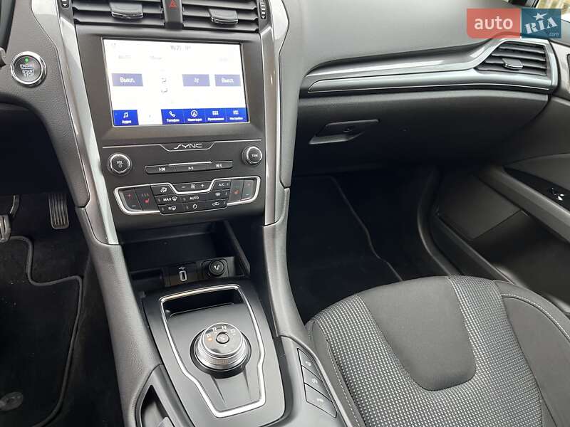 Ліфтбек Ford Mondeo 2020 в Житомирі