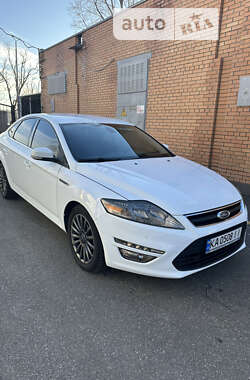 Лифтбек Ford Mondeo 2014 в Киеве