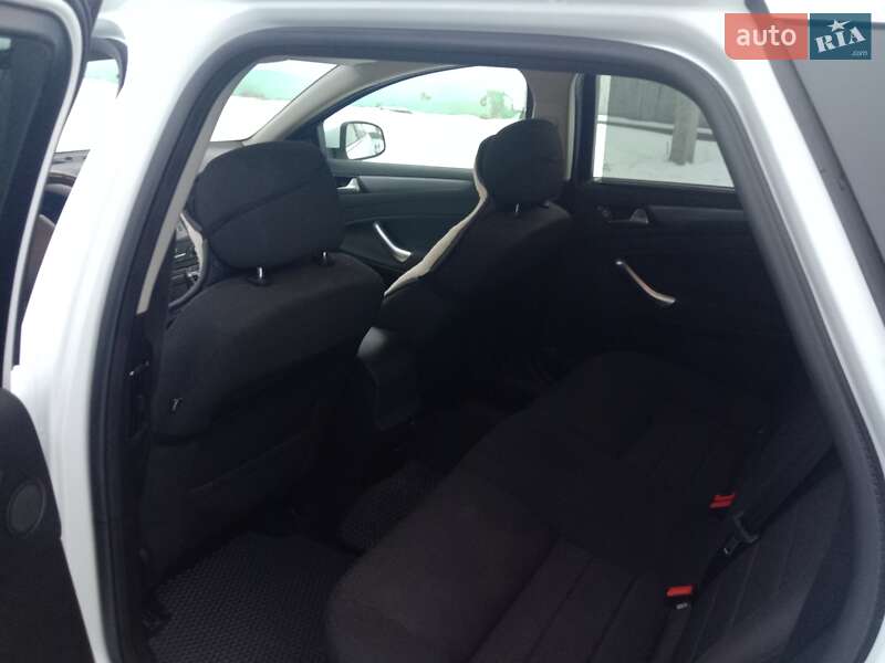 Универсал Ford Mondeo 2012 в Городенке