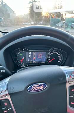 Лифтбек Ford Mondeo 2011 в Львове