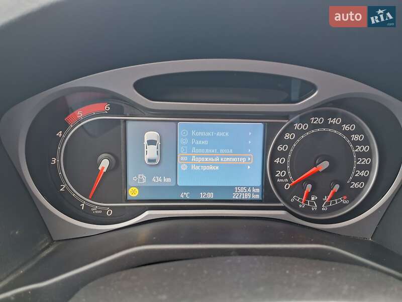 Ліфтбек Ford Mondeo 2010 в Львові