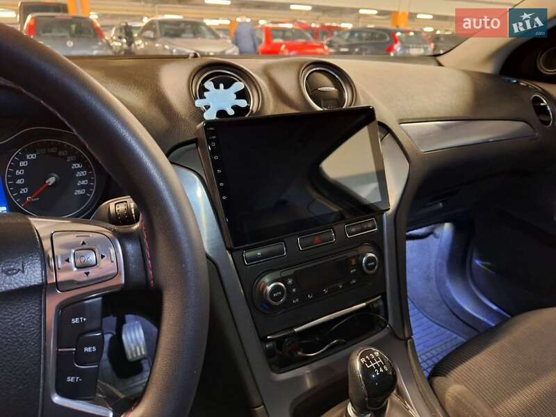 Универсал Ford Mondeo 2011 в Ужгороде