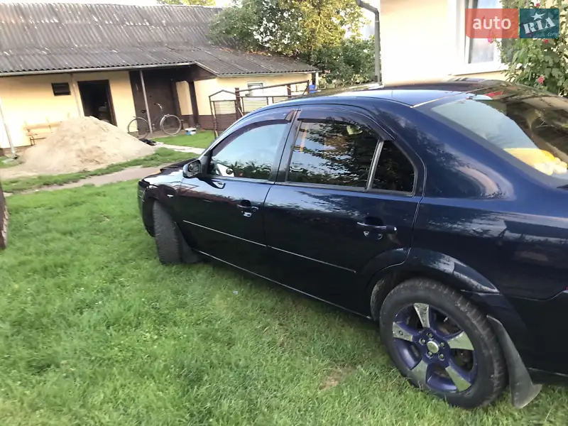 Ford Mondeo
