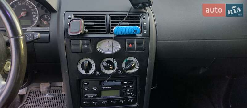 Седан Ford Mondeo 2001 в Ковелі