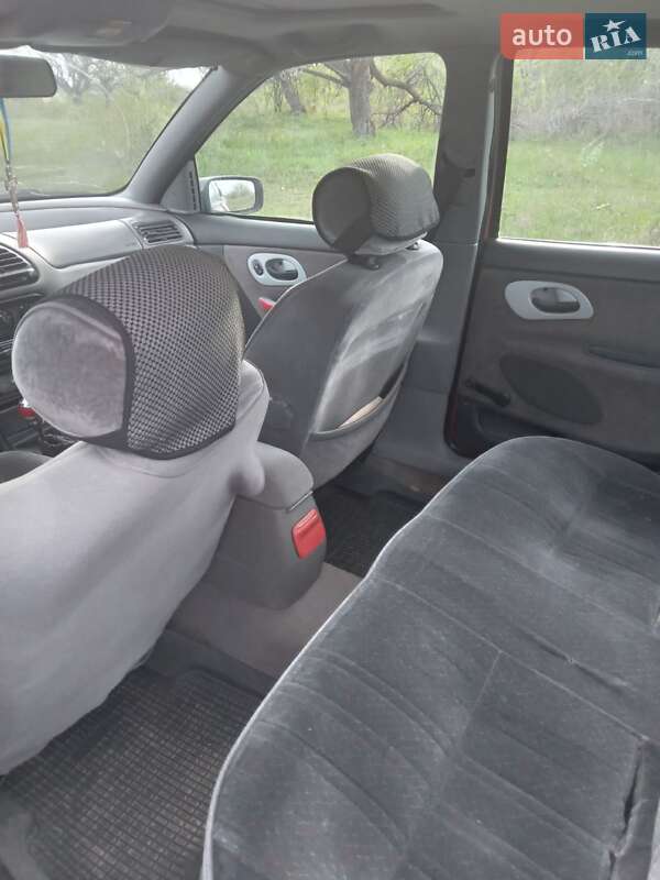 Седан Ford Mondeo 1993 в Деражне фото 16 Седан Ford Mondeo 1993 в Деражне