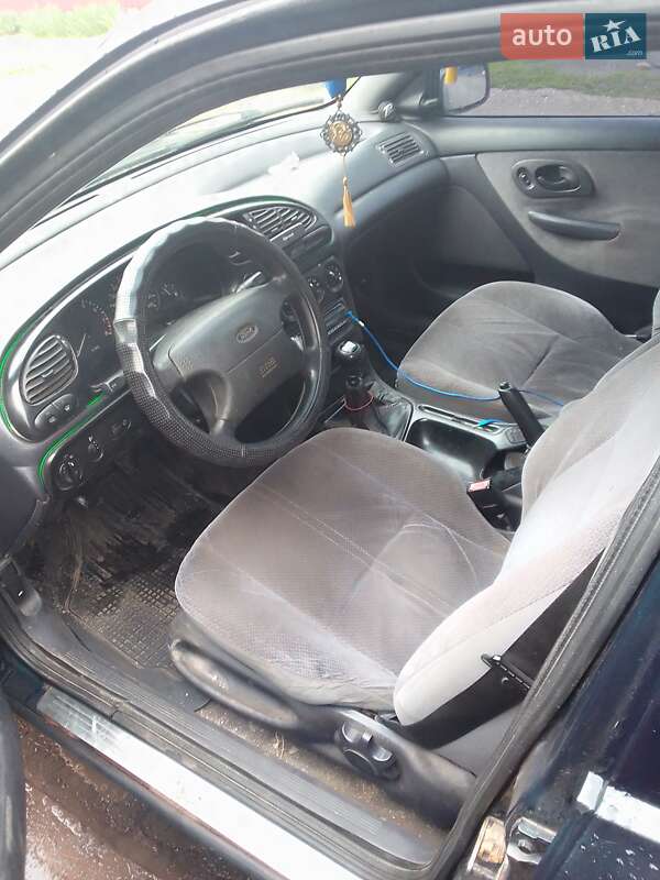 Седан Ford Mondeo 1998 в Яготине