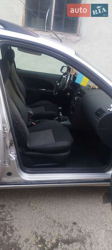 Універсал Ford Mondeo 2002 в Івано-Франківську фото 11 Універсал Ford Mondeo 2002 в Івано-Франківську