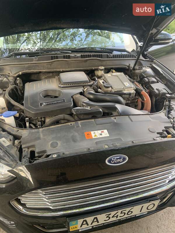 Седан Ford Mondeo 2016 в Киеве