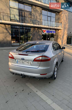 Ліфтбек Ford Mondeo 2008 в Ужгороді