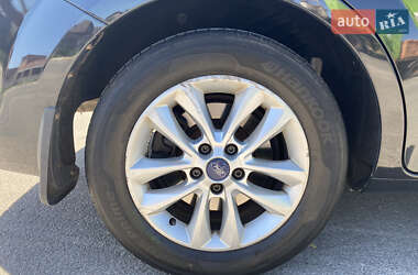 Седан Ford Mondeo 2012 в Буче