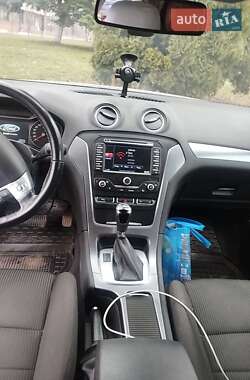 Універсал Ford Mondeo 2013 в 