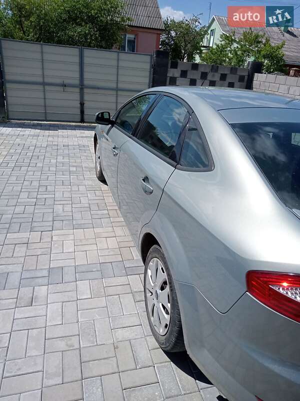 Седан Ford Mondeo 2009 в Костопілі