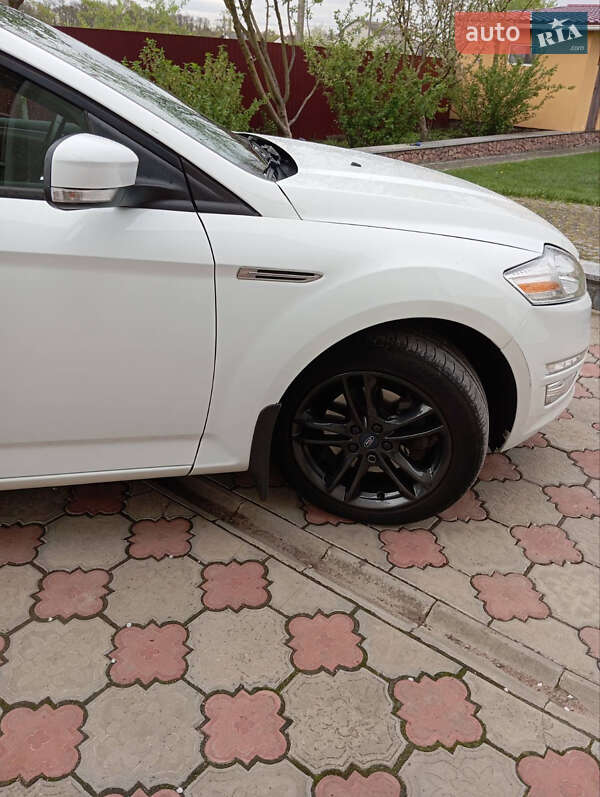 Лифтбек Ford Mondeo 2014 в Житомире фото 4 Лифтбек Ford Mondeo 2014 в Житомире