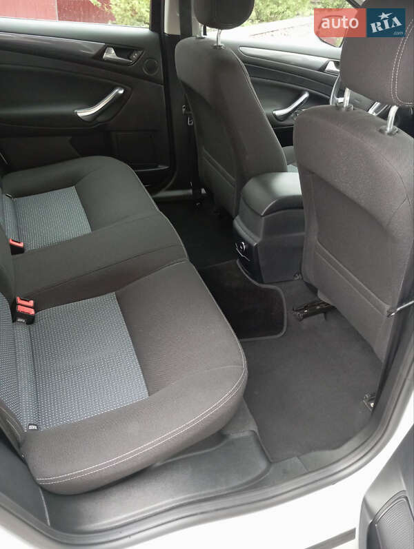 Лифтбек Ford Mondeo 2014 в Житомире фото 9 Лифтбек Ford Mondeo 2014 в Житомире