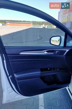 Лифтбек Ford Mondeo 2018 в 