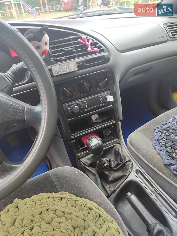 Універсал Ford Mondeo 1994 в Тростянці