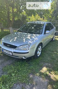 Седан Ford Mondeo 2000 в Монастириській