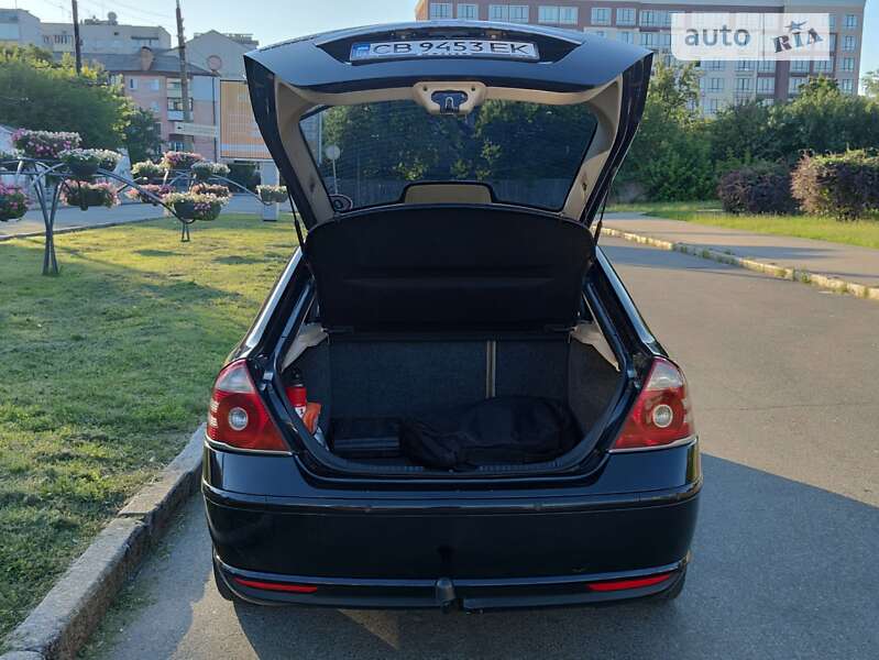 Лифтбек Ford Mondeo 2006 в Чернигове