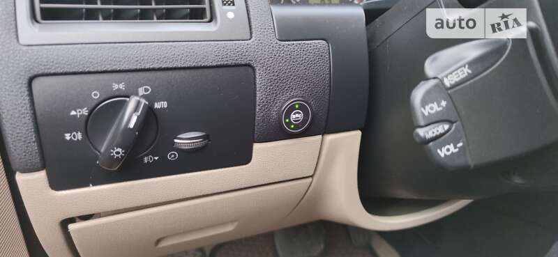 Лифтбек Ford Mondeo 2006 в Чернигове