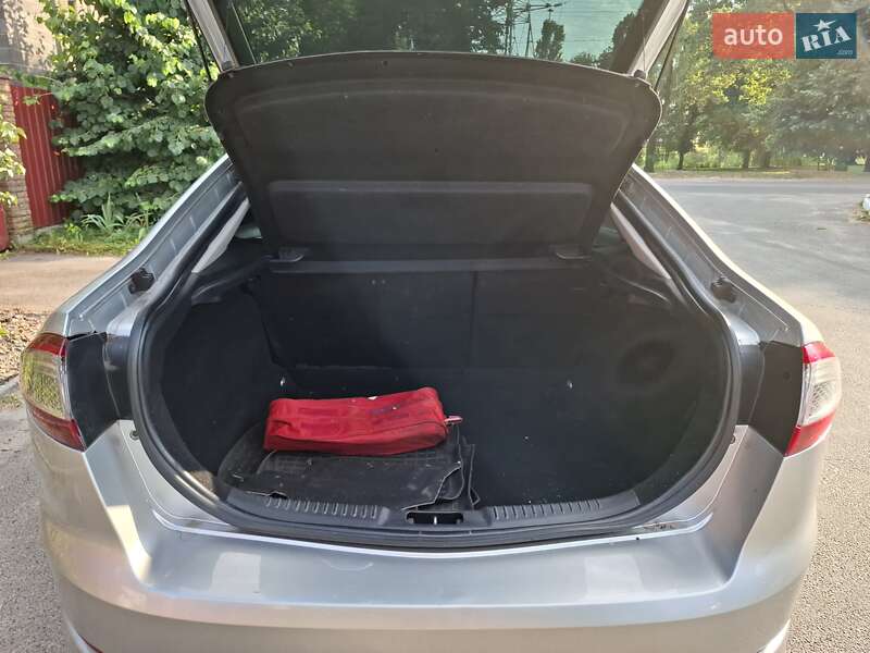 Лифтбек Ford Mondeo 2012 в Киеве