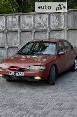 Седан Ford Mondeo 1993 в Днепре