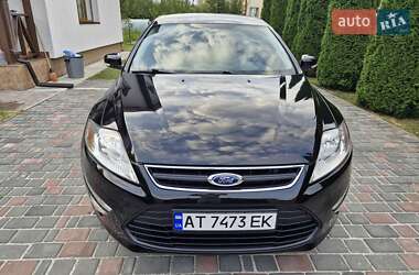 Седан Ford Mondeo 2012 в 
