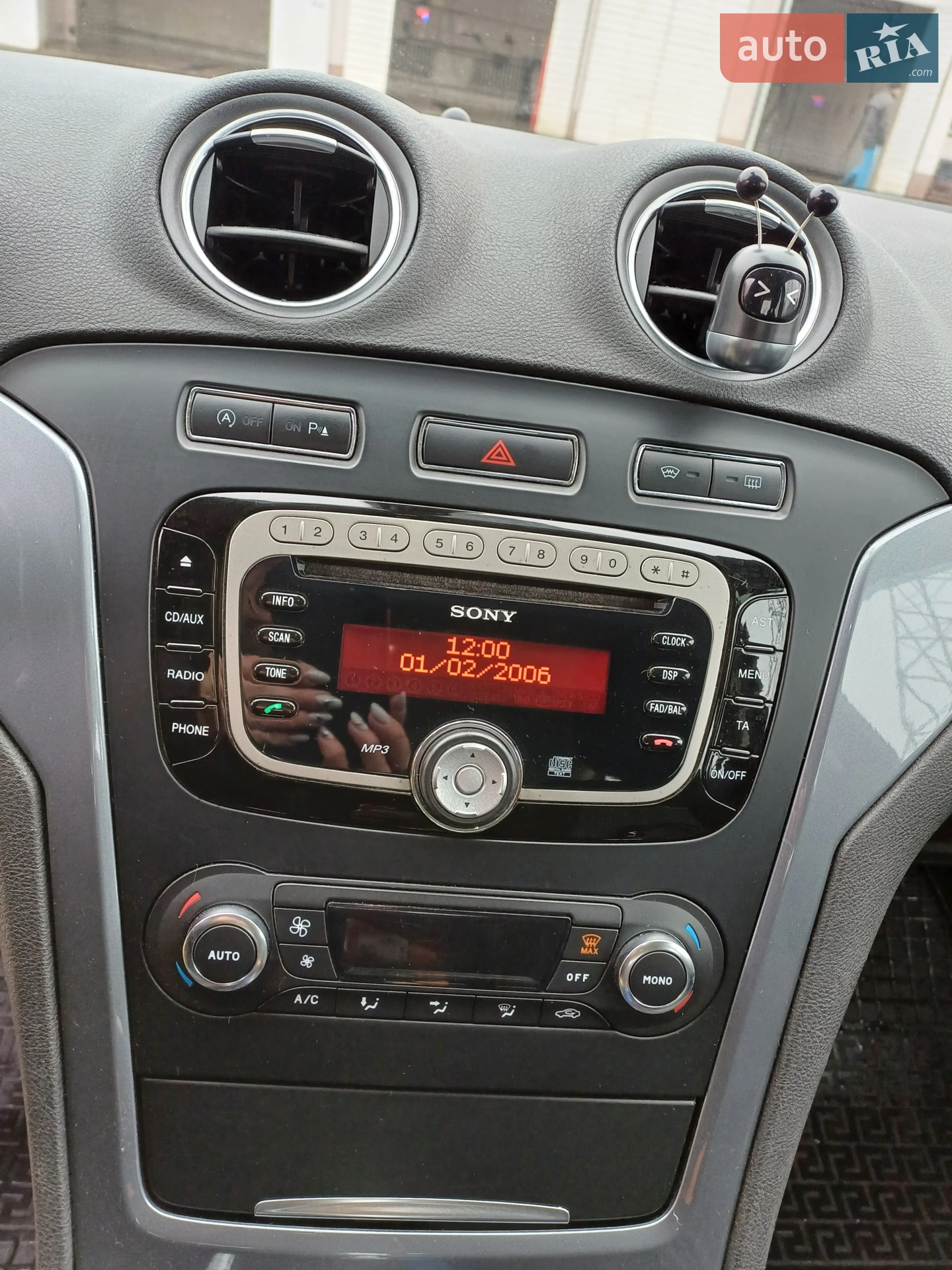 2011 Ford Mondeo - мініатюра 41