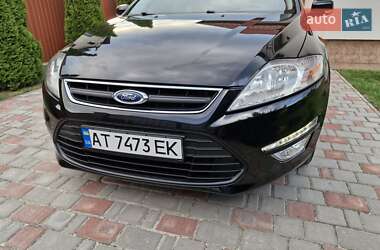 Седан Ford Mondeo 2012 в 