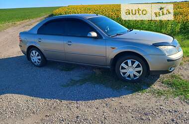 Седан Ford Mondeo 2002 в Мироновке